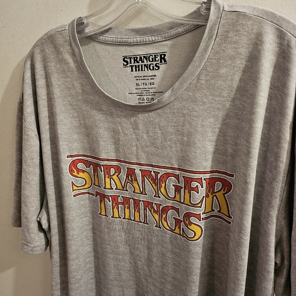 Stranger Things Fire Script Graphic T-shirt | Size XL - Picture 7 of 9